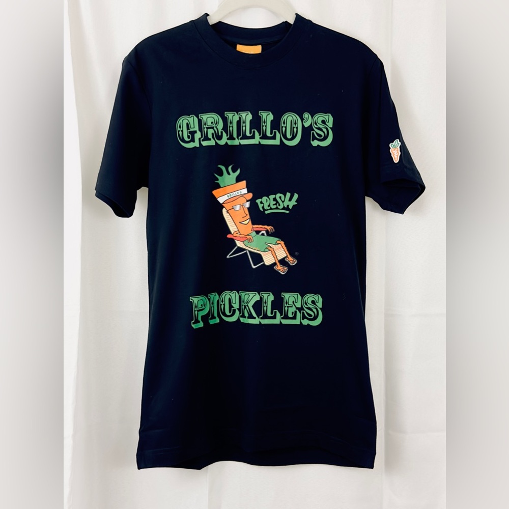 Men’s Black Grillo's Pickles T-Shirt Short Sleeve Small.        New with tags !